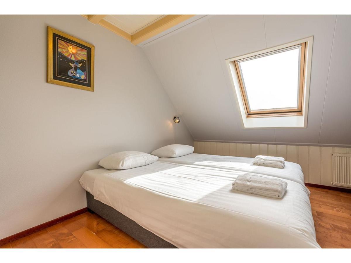 Charming Holiday Home In Texel Near Sea Oost  외부 사진