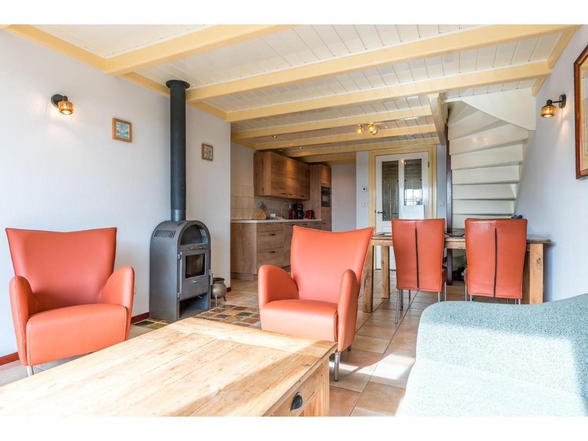 Charming Holiday Home In Texel Near Sea Oost  외부 사진